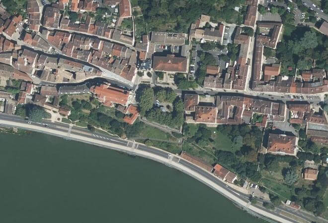Vue aérienne Marché de Trévoux, Trévoux
