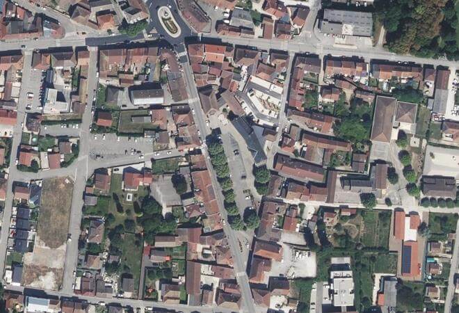 Vue aérienne Marché des Abrets en Dauphiné, Les Abrets en Dauphiné