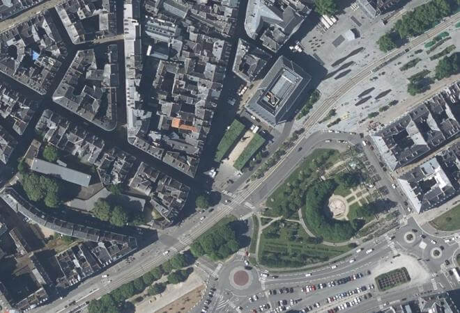 Vue aérienne Marché des bouquinistes, Nantes