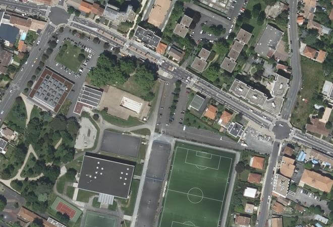 Vue aérienne Marché des Pins Francs, Bordeaux