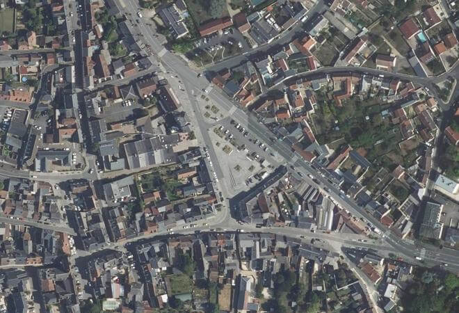 Vue aérienne Marché des producteur locaux, Mehun-sur-Yèvre