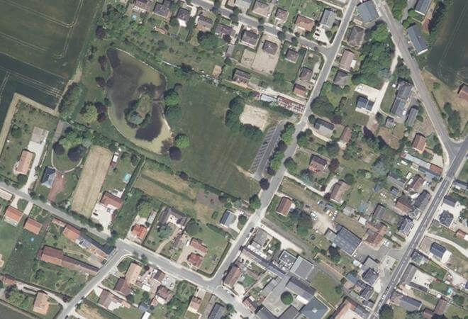 Vue aérienne Marché des producteurs locaux Chilleurs-aux-Bois, Chilleurs-aux-Bois