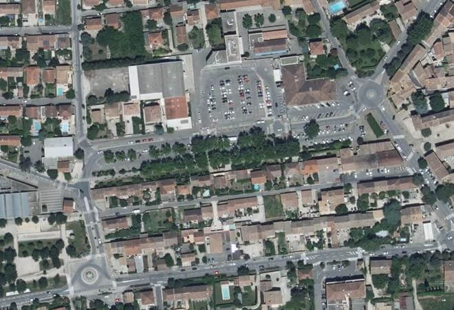 Vue aérienne Marché des Producteurs, Monteux