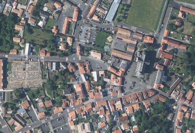Vue aérienne Marché du Bignon, Le Bignon
