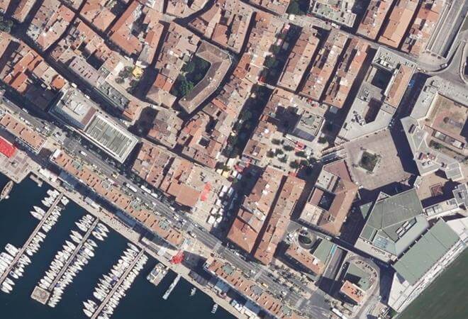 Vue aérienne Marché du cours Lafayette, Toulon