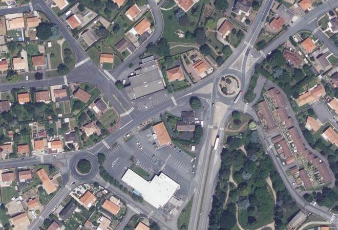 Vue aérienne Marché du Parnase, Châtillon-sur-Thouet