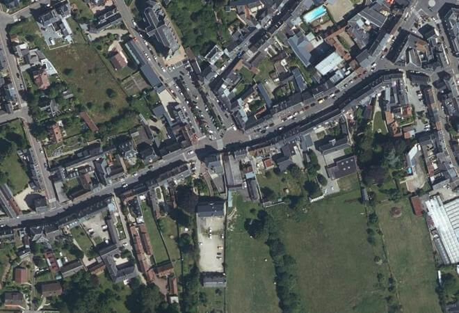 Vue aérienne Marché Fermier, Forges-les-Eaux