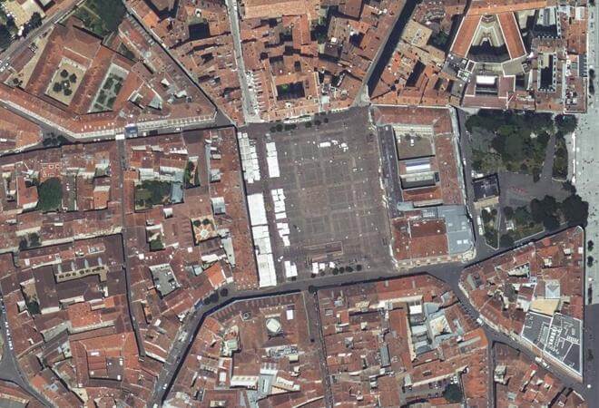 Vue aérienne Marché forain Capitole, Toulouse