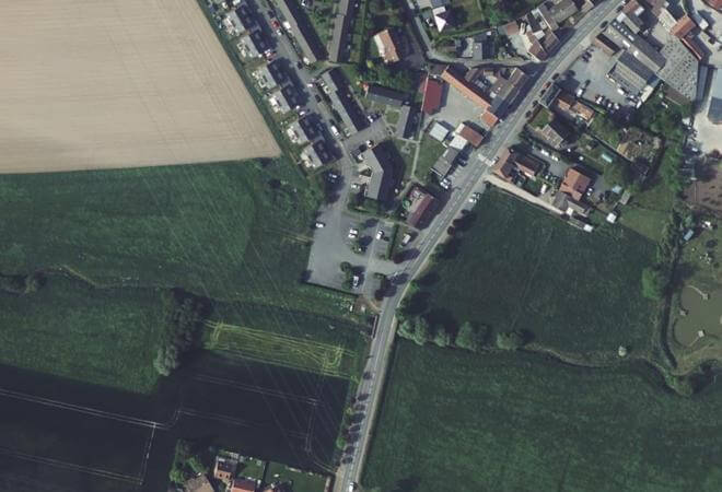 Vue aérienne Marche fruits & légumes et poissonnerie, Coutiches