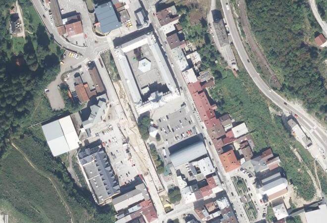 Vue aérienne Marché hebdomadaire, Hauts de Bienne