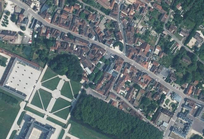 Vue aérienne Marché Jeudi, Ancy-le-Franc