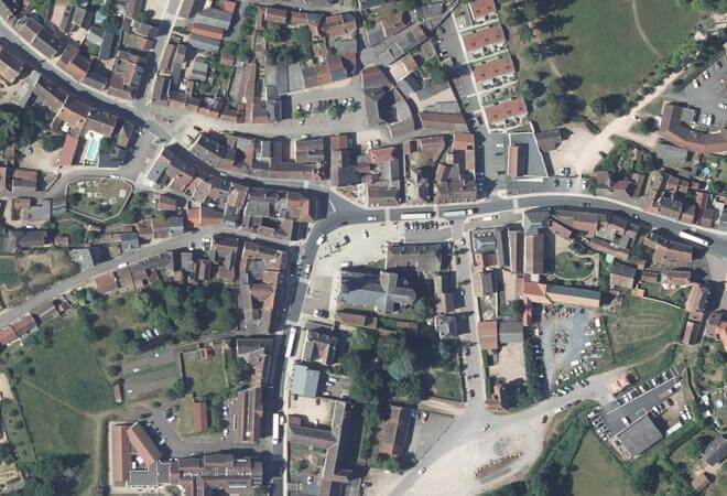 Vue aérienne Marché Le Donjon, Le Donjon
