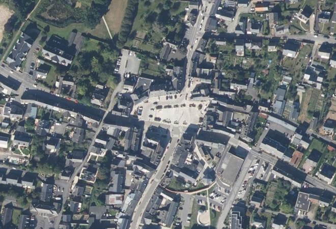 Vue aérienne Marché municipal, Montauban-de-Bretagne