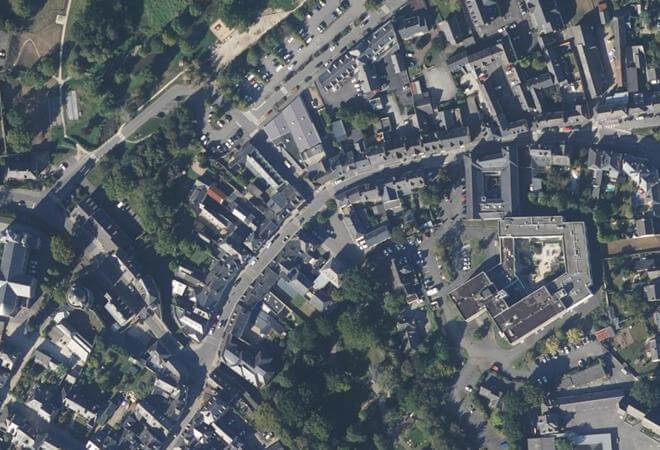 Vue aérienne Marché municipal, Montfort-sur-Meu
