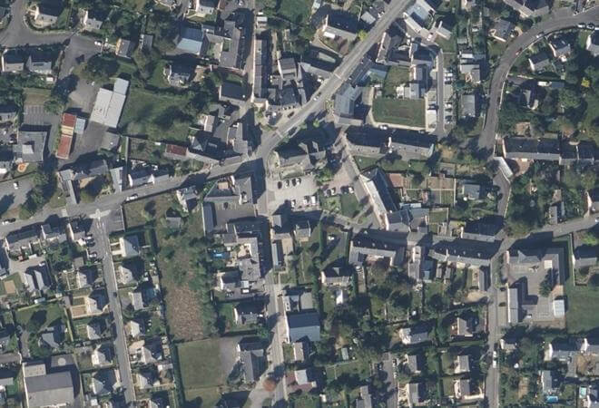 Vue aérienne Marché municipal, Pleumeleuc