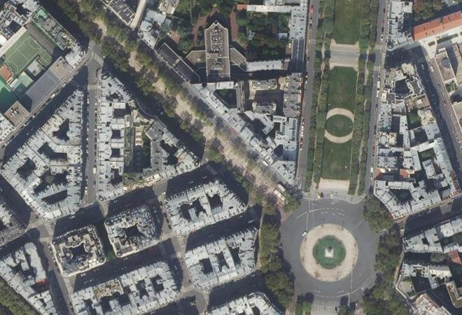 Vue aérienne Marché Saxe-Breteuil, Paris