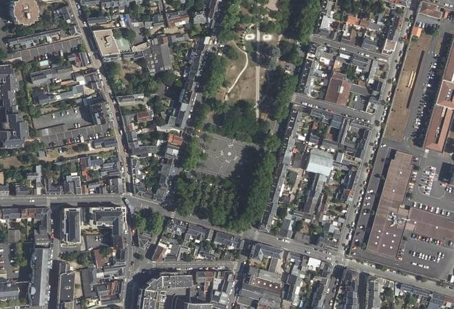 Vue aérienne Marché Strasbourg, Tours