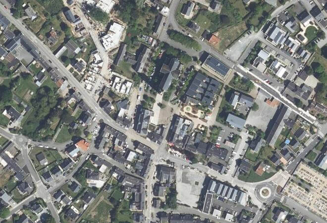 Vue aérienne Place de l'Église, Saint-André-des-Eaux