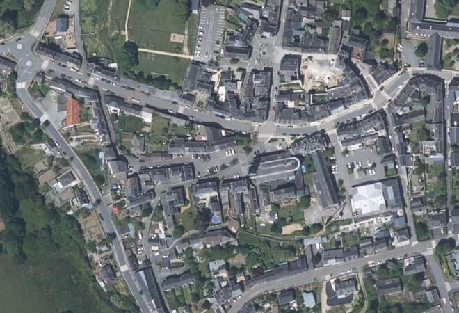 Vue aérienne Place de la Madeleine, Ombrée d'Anjou