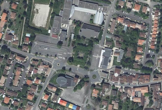Vue aérienne Place du 11 Novembre, Bon-Encontre