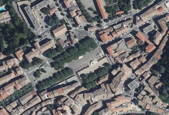 Vue aérienne Place du Général de Gaulle, Digne-les-Bains