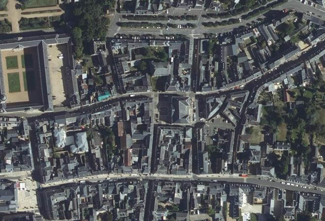 Vue aérienne Place du Marché au Blé, La Flèche