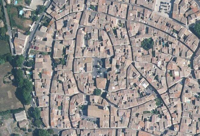 Vue aérienne Place du Marché, Florensac