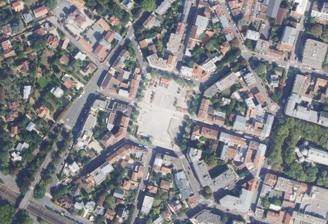 Vue aérienne Place du Marché, Le Vésinet
