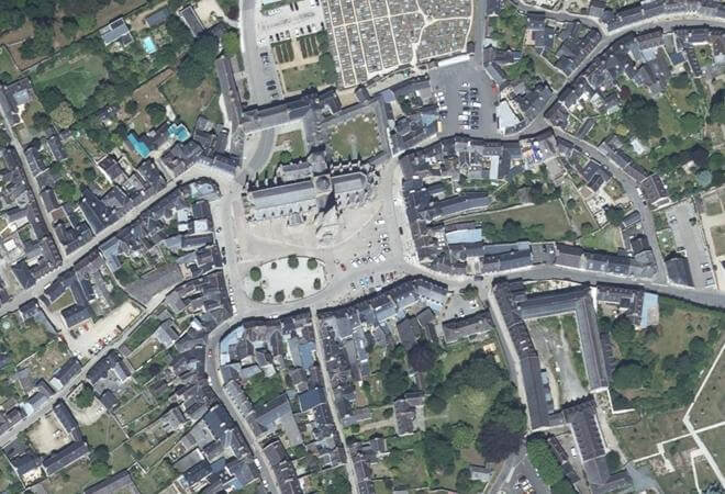 Vue aérienne Place du Martray, Tréguier