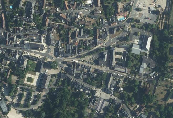 Vue aérienne Place Joseph Bourreau, Esvres
