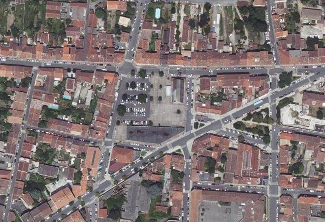 Vue aérienne Place Lalaque, Montauban