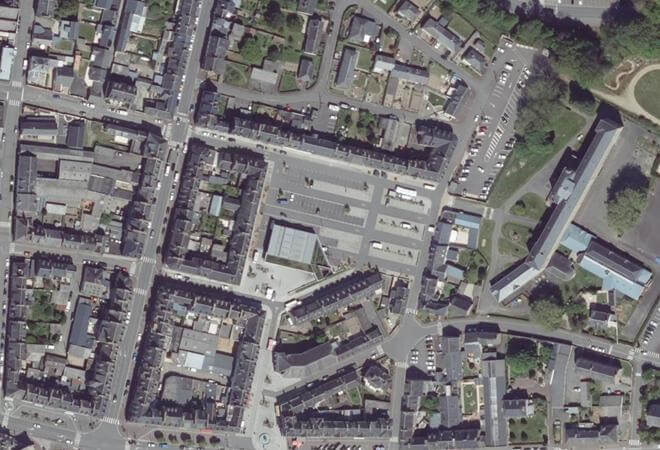 Vue aérienne Place Louis Delaporte, Saint-Hilaire-du-Harcouët
